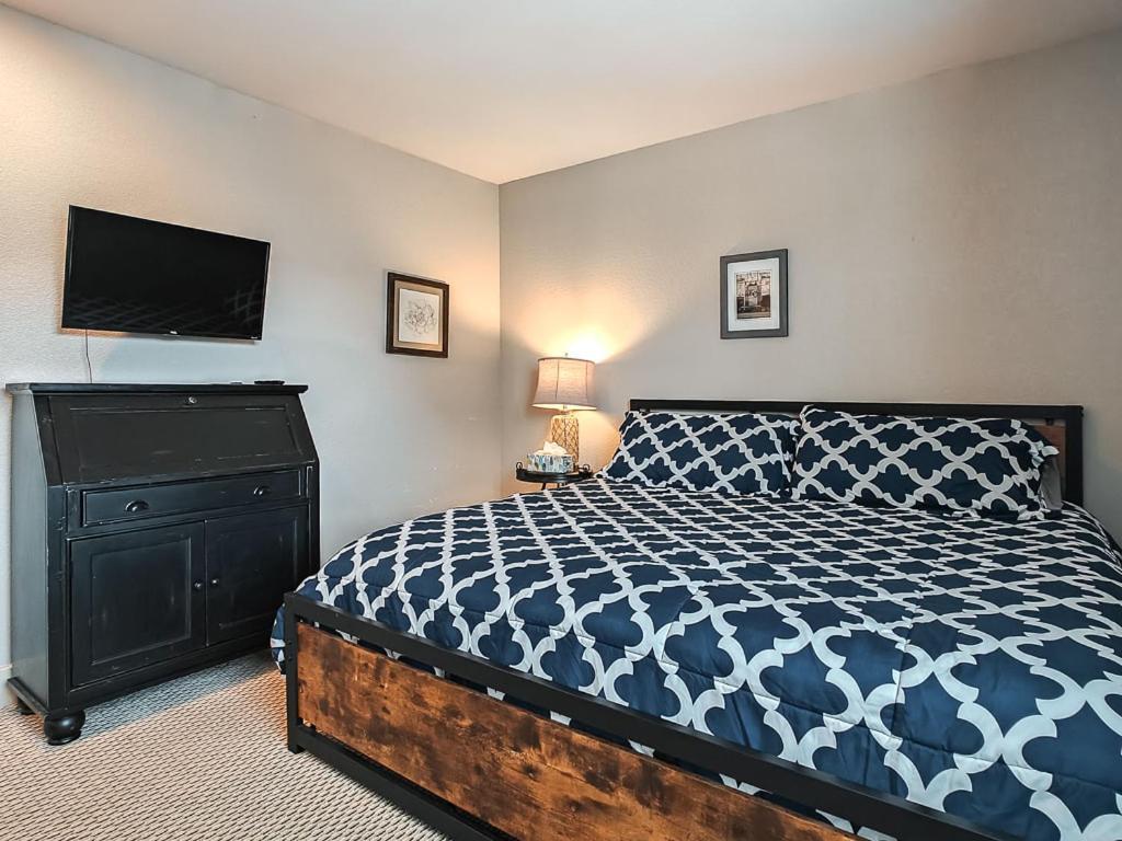 Quiet Plaza Two Bedroom 2 Bathroom 캔자스시티 외부 사진